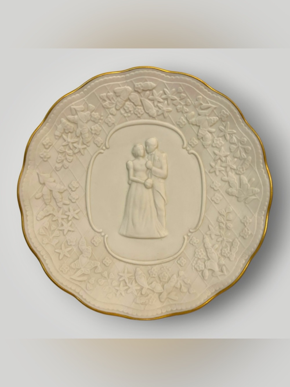 Lenox Wedding Promises Collection "Bridal Plate" 8in, Cream Color w/Gold Trim